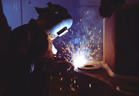 Schweißarbeiten bei Sündermann Metallwerke